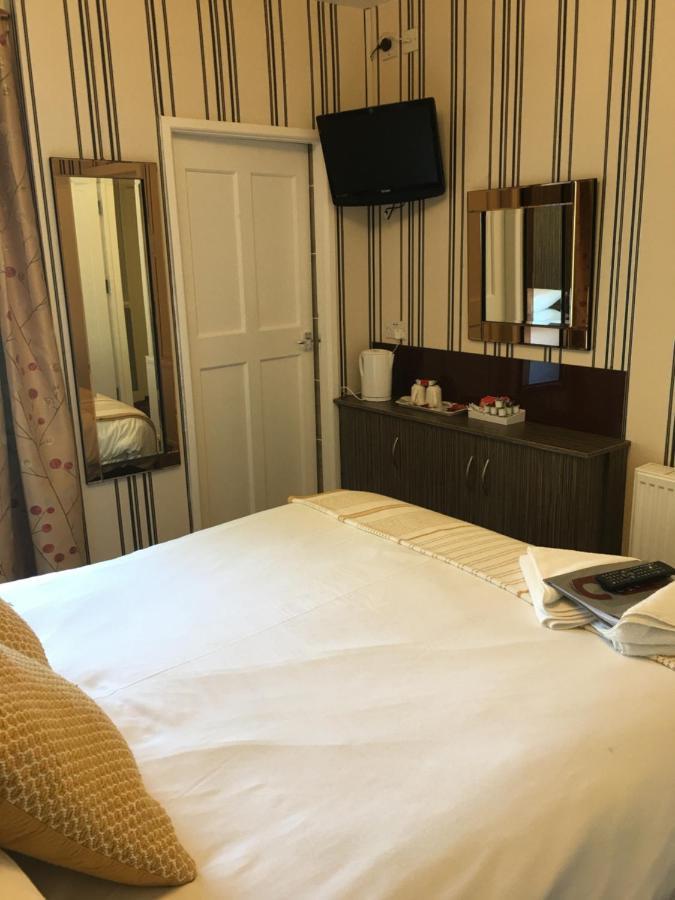 Glenheath Hotel Блекпул Екстериор снимка