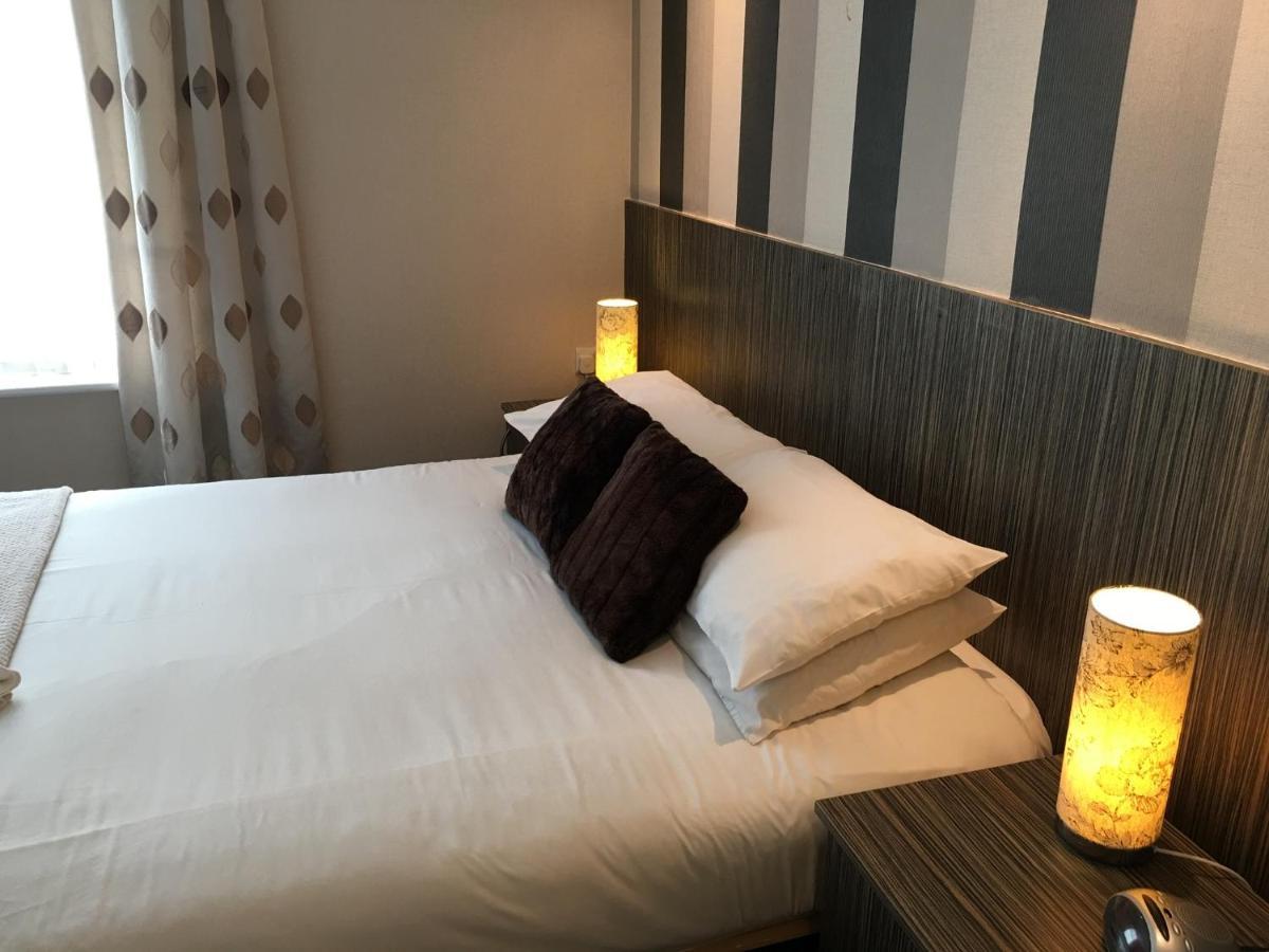 Glenheath Hotel Блекпул Екстериор снимка