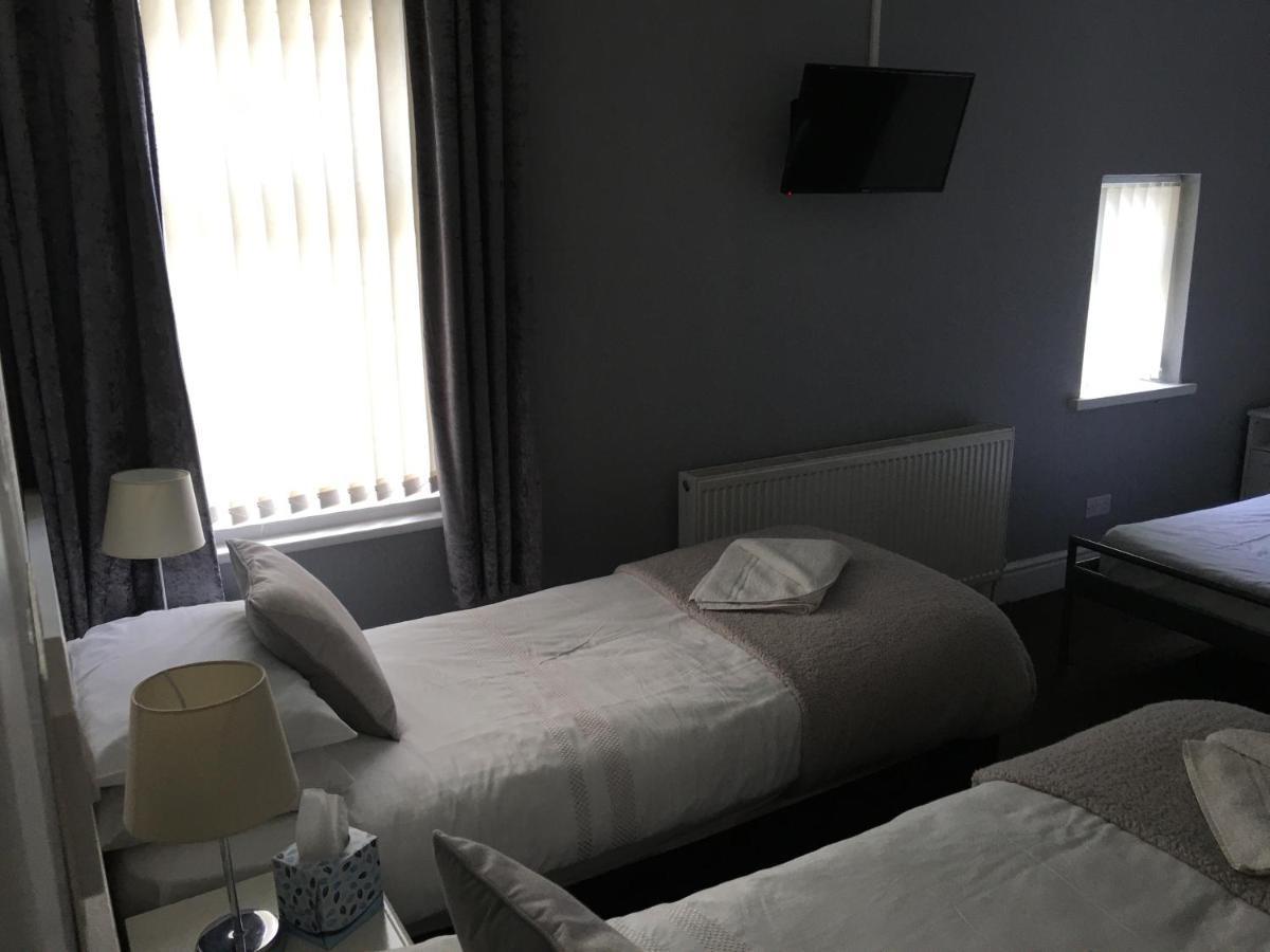 Glenheath Hotel Блекпул Екстериор снимка