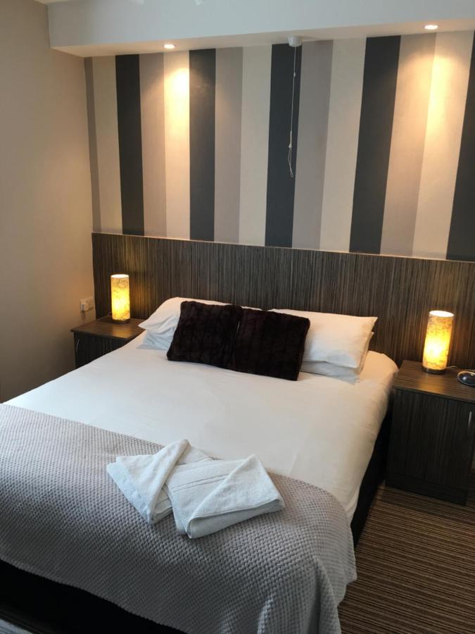 Glenheath Hotel Блекпул Екстериор снимка